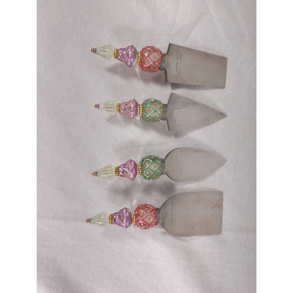 Venetian Ornaments Cheese wedge knife set‎ of 4 Boston Warehouse Decorative